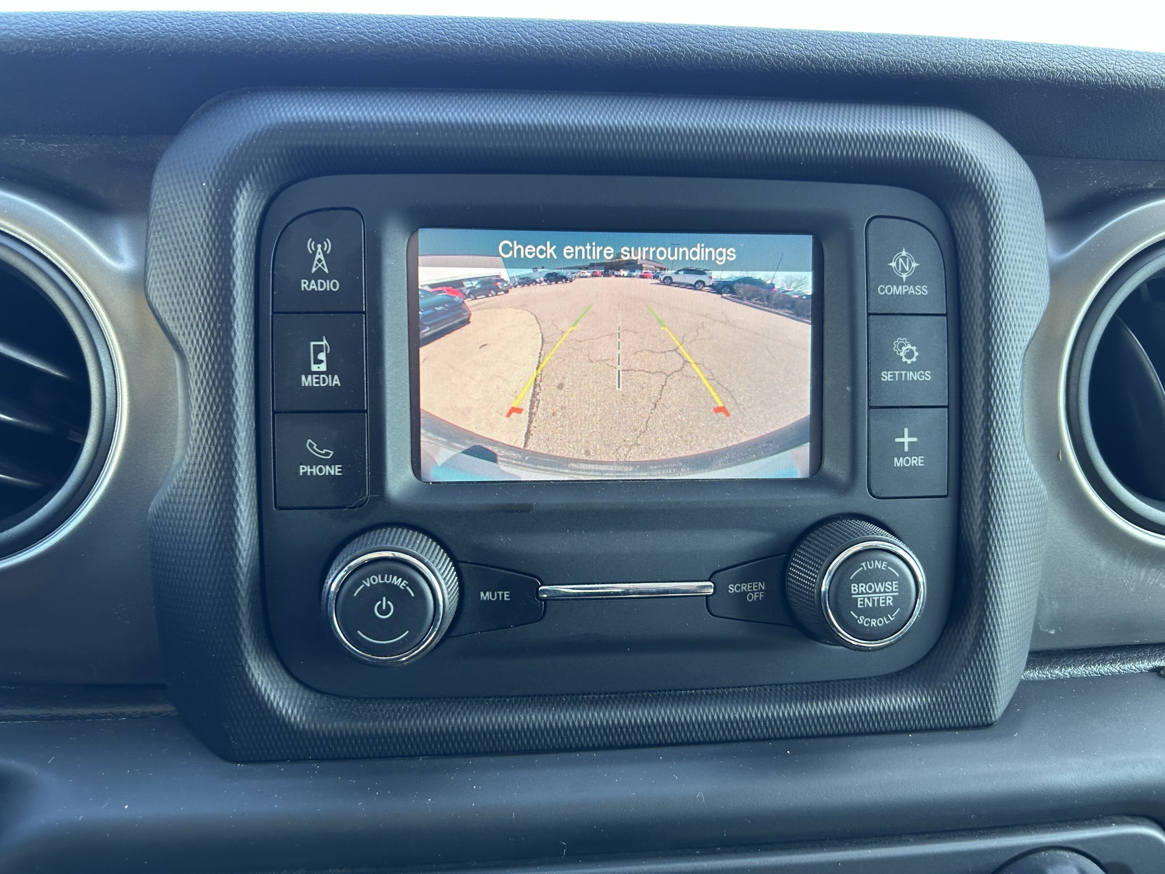 Used 2020 Jeep Wrangler Unlimited Sport S image 13