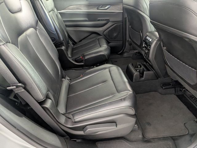 Used 2024 Jeep Grand Cherokee L Limited w/ Luxury Tech Group II AWD/4WD image 33