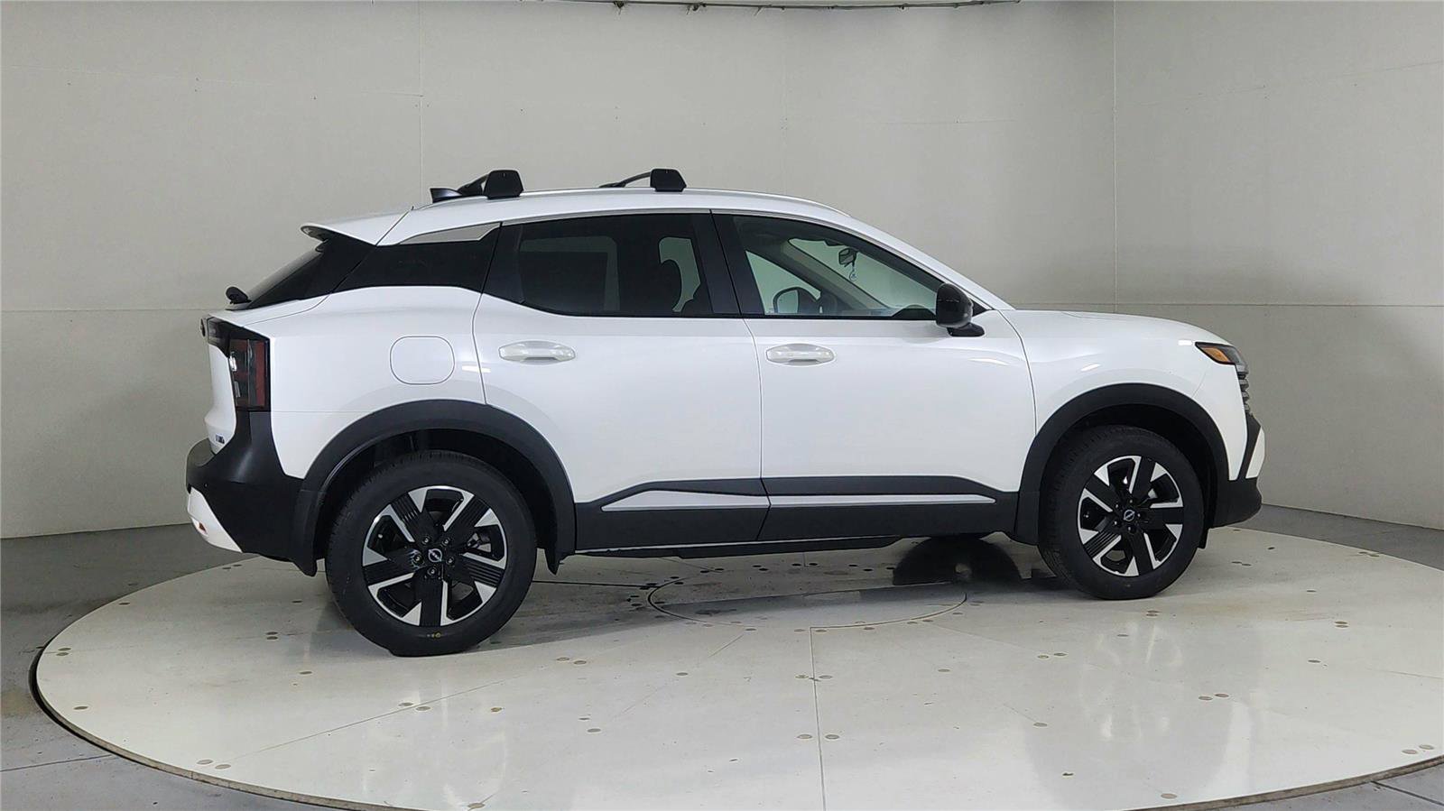 New 2026 Nissan Kicks SV w/ Cold Weather Package image 7