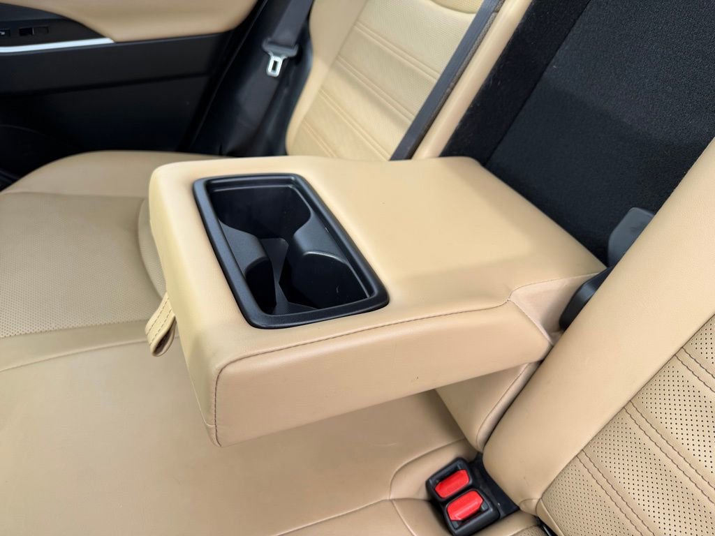 Used 2020 Toyota RAV4 Limited image 14