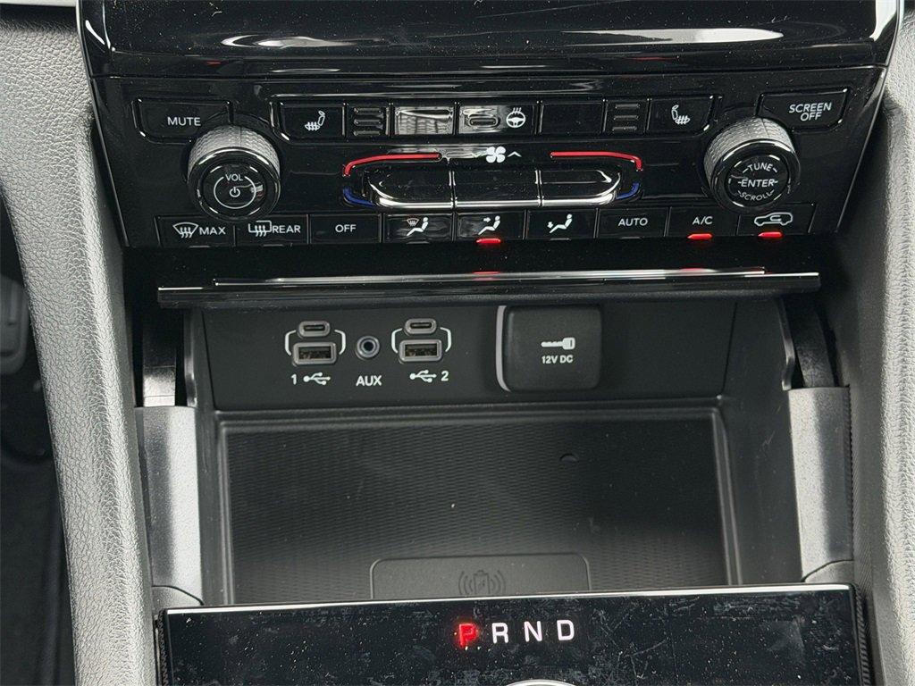 New 2025 Jeep Grand Cherokee L Altitude image 16