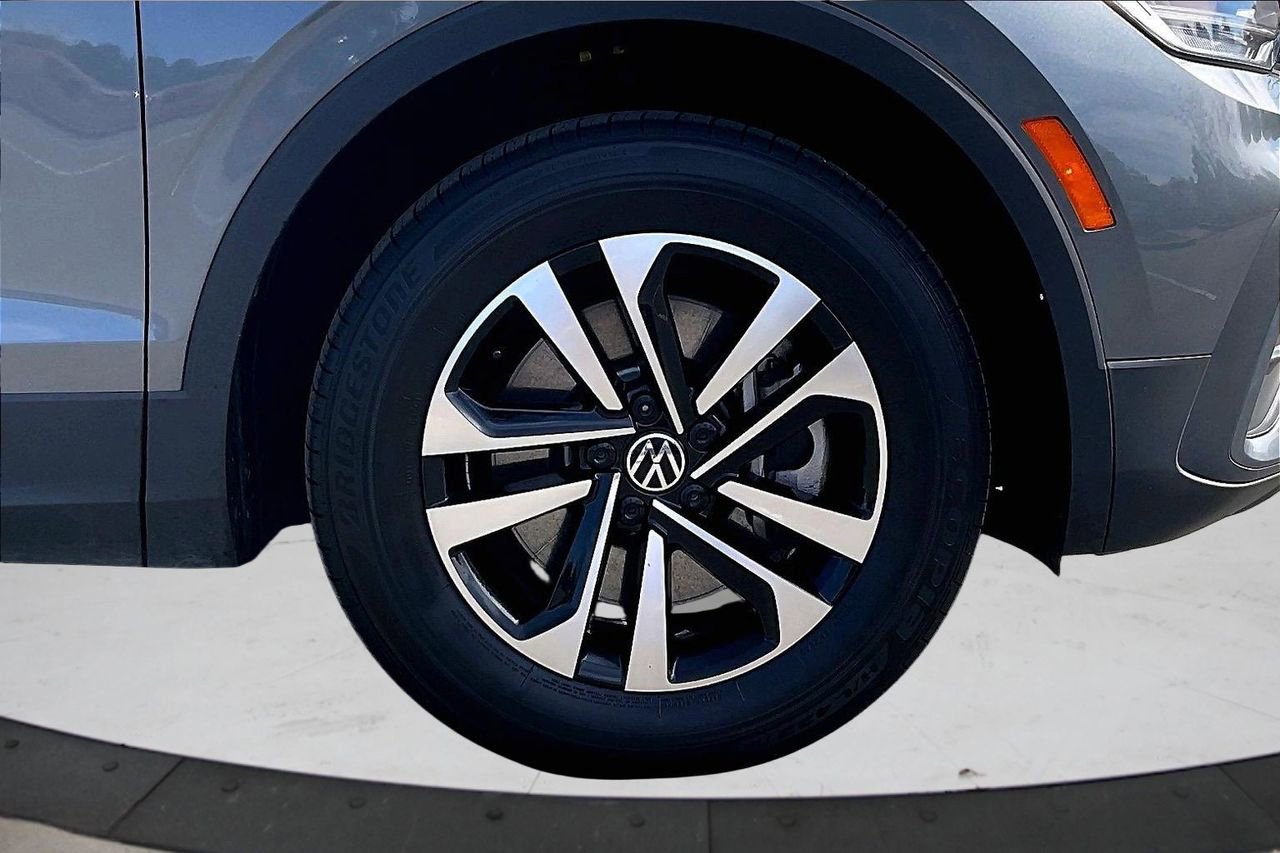 Used 2024 Volkswagen Tiguan S image 35