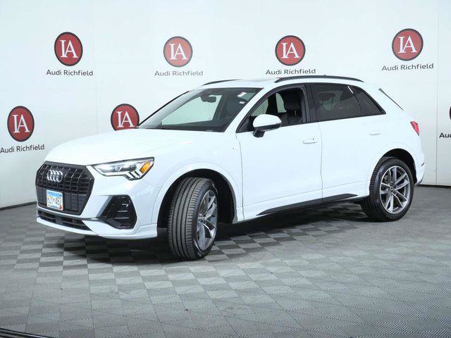 Used 2022 Audi Q3 2.0T Premium Plus AWD/4WD image 4