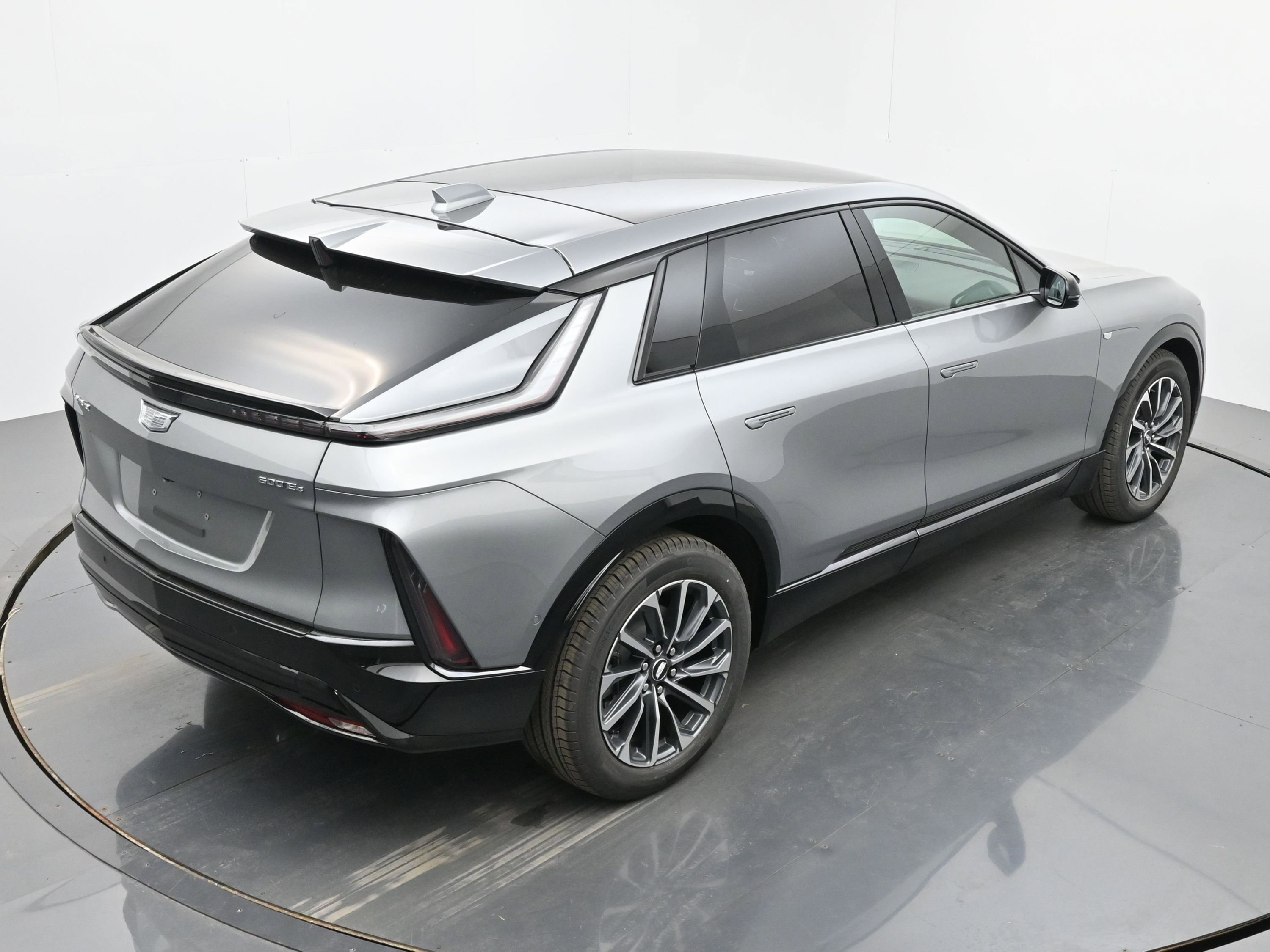 New 2026 Cadillac Lyriq Sport w/ LPO, Floor Liner Package AWD/4WD image 27