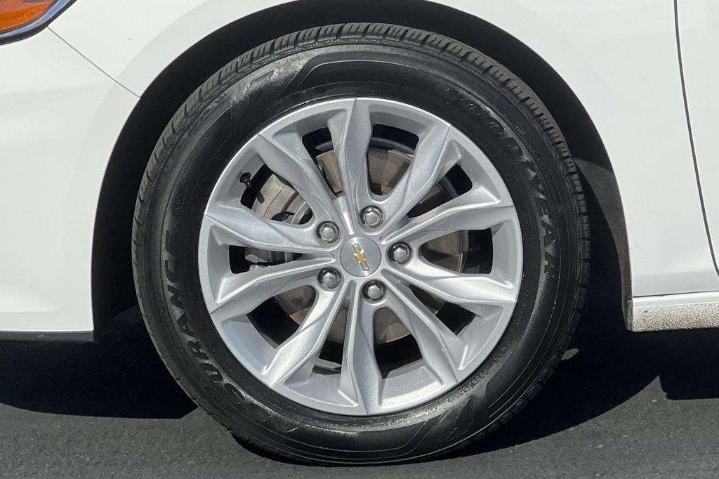 Used 2025 Chevrolet Malibu LT FWD image 25