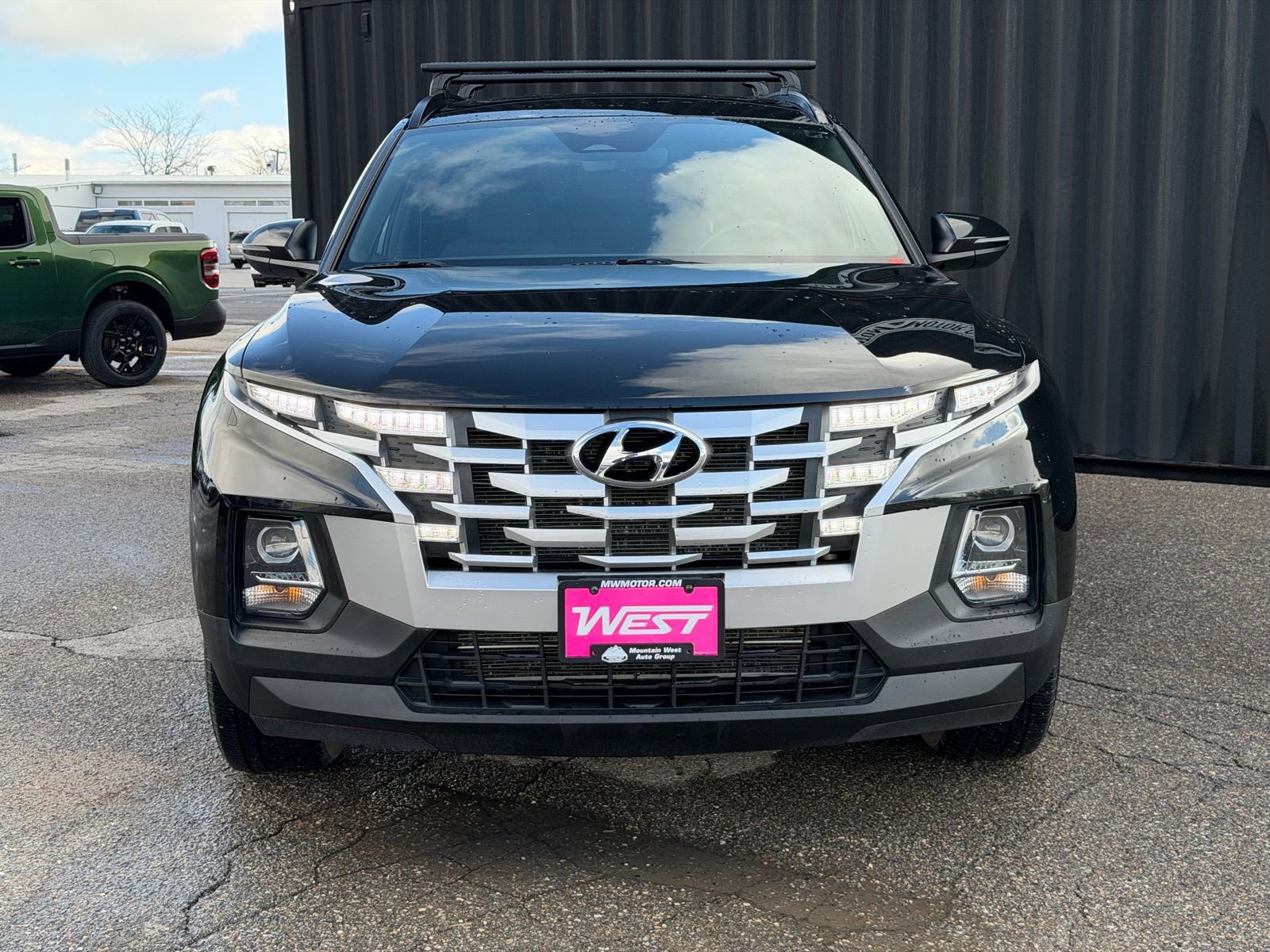 Used 2023 Hyundai Santa Cruz SEL w/ Activity Package image 2