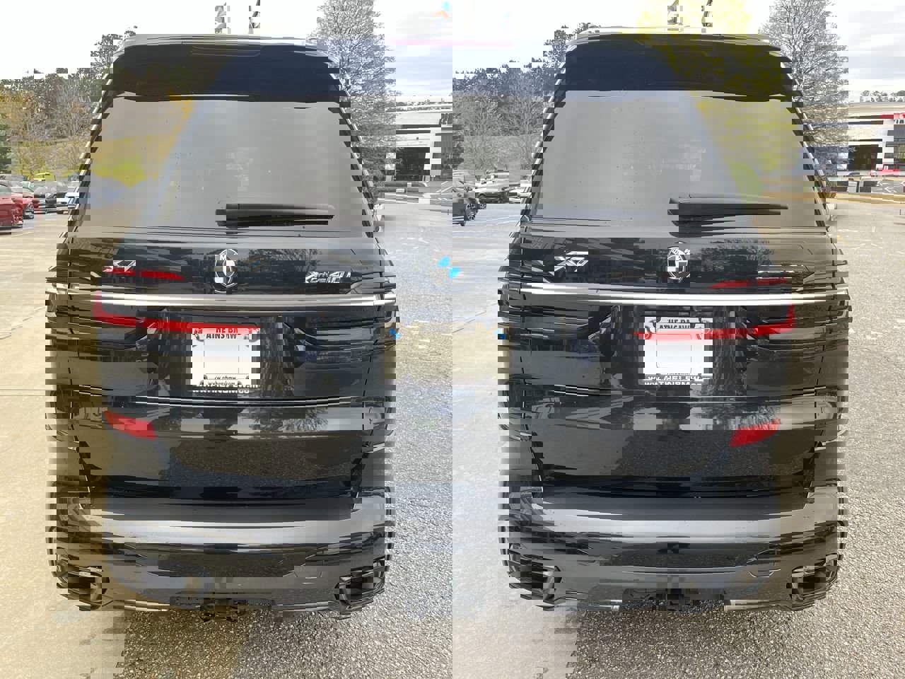 Certified 2023 BMW X7 xDrive40i w/ Executive Package image 12