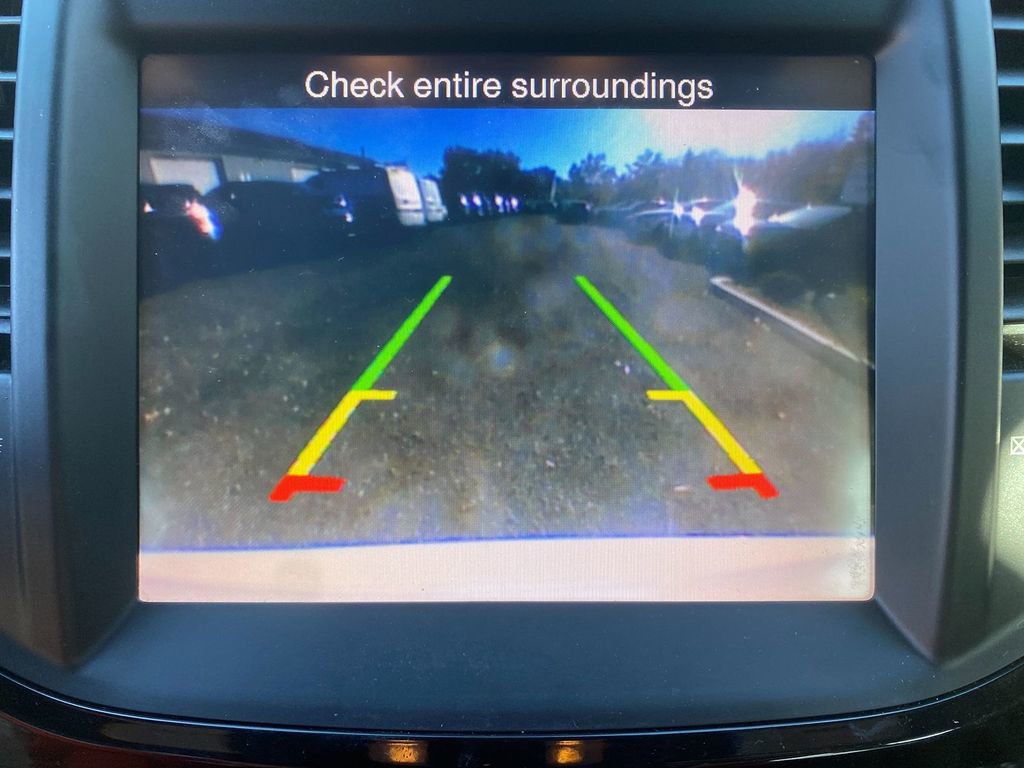 Used 2013 Chrysler 300 SRT8 w/ Leather Interior Group image 21