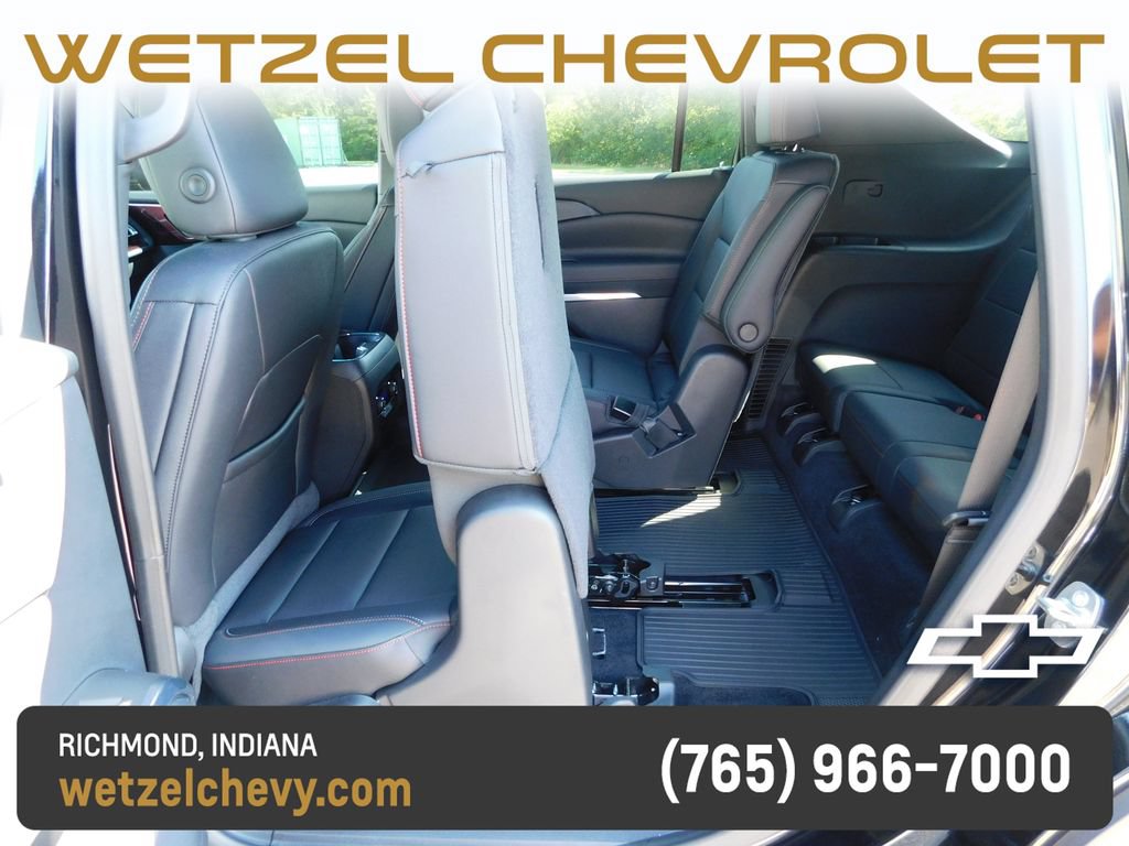Used 2025 Chevrolet Traverse Z71 w/ Driver Confidence Package AWD/4WD image 32