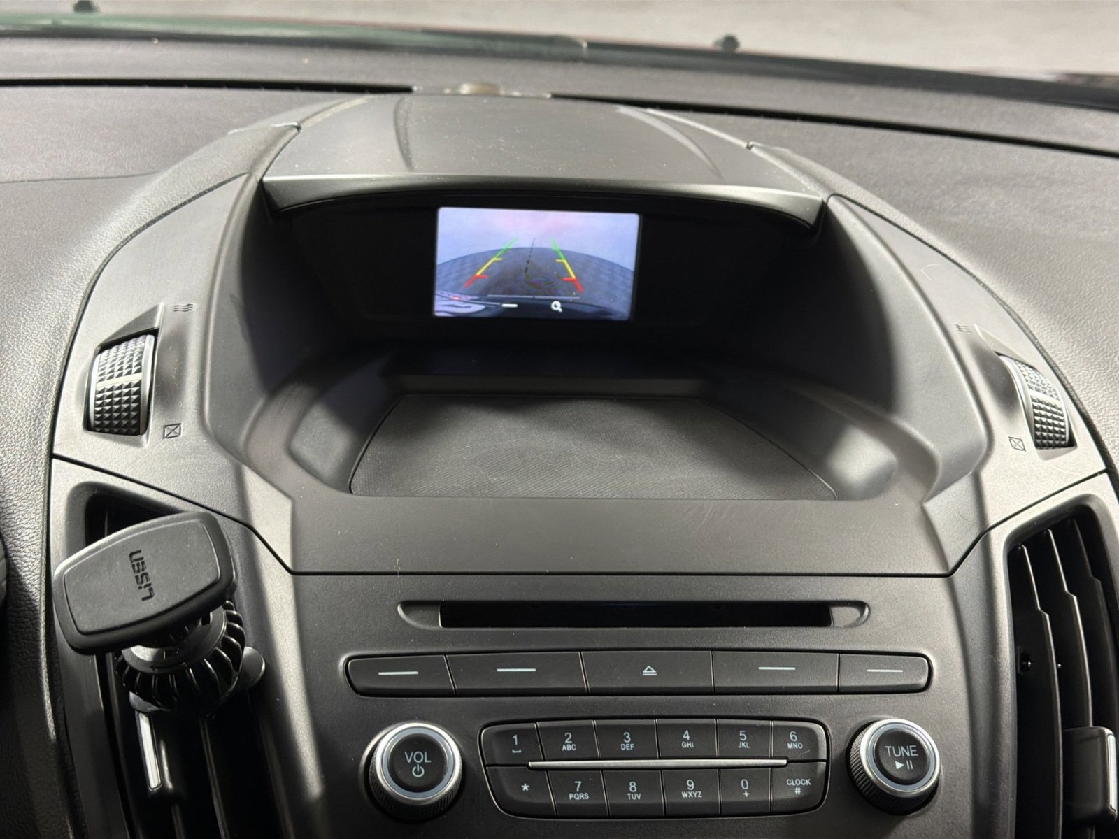 Used 2018 Ford C-MAX SE w/ Interior Protection Package image 19