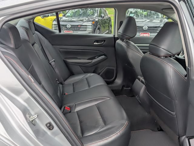 Used 2024 Nissan Altima 2.5 SR w/ SR Premium Package FWD image 12