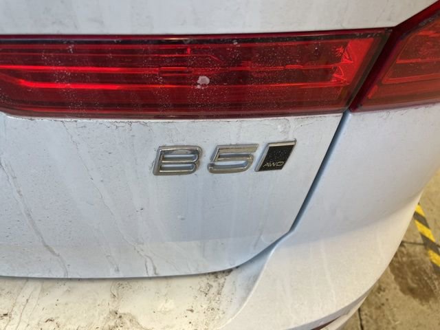 Used 2023 Volvo XC60 B5 Plus image 6