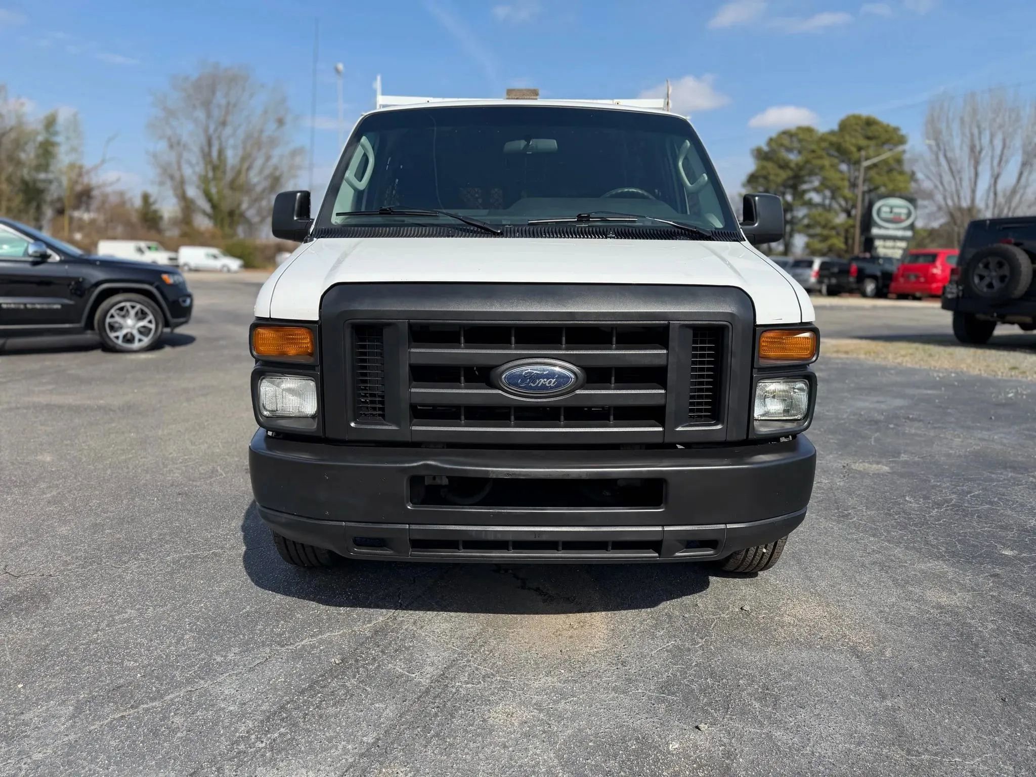 Used 2010 Ford E-250 and Econoline 250 image 4
