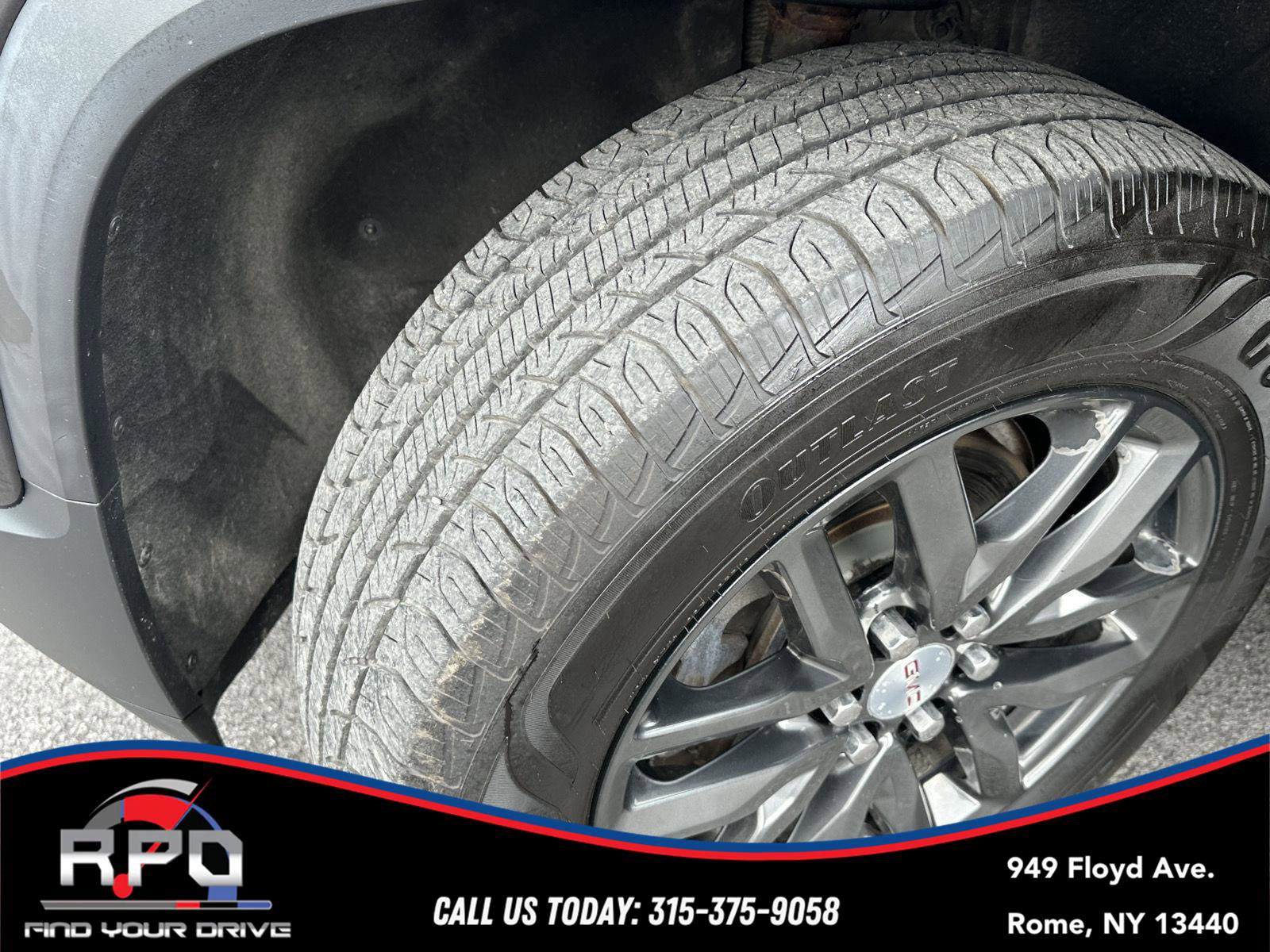 Used 2018 GMC Acadia SLT AWD/4WD image 11