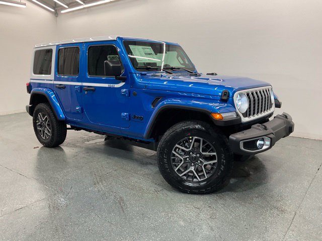 New 2026 Jeep Wrangler Unlimited Sahara w/ Whitecap Package AWD/4WD 360° Tour