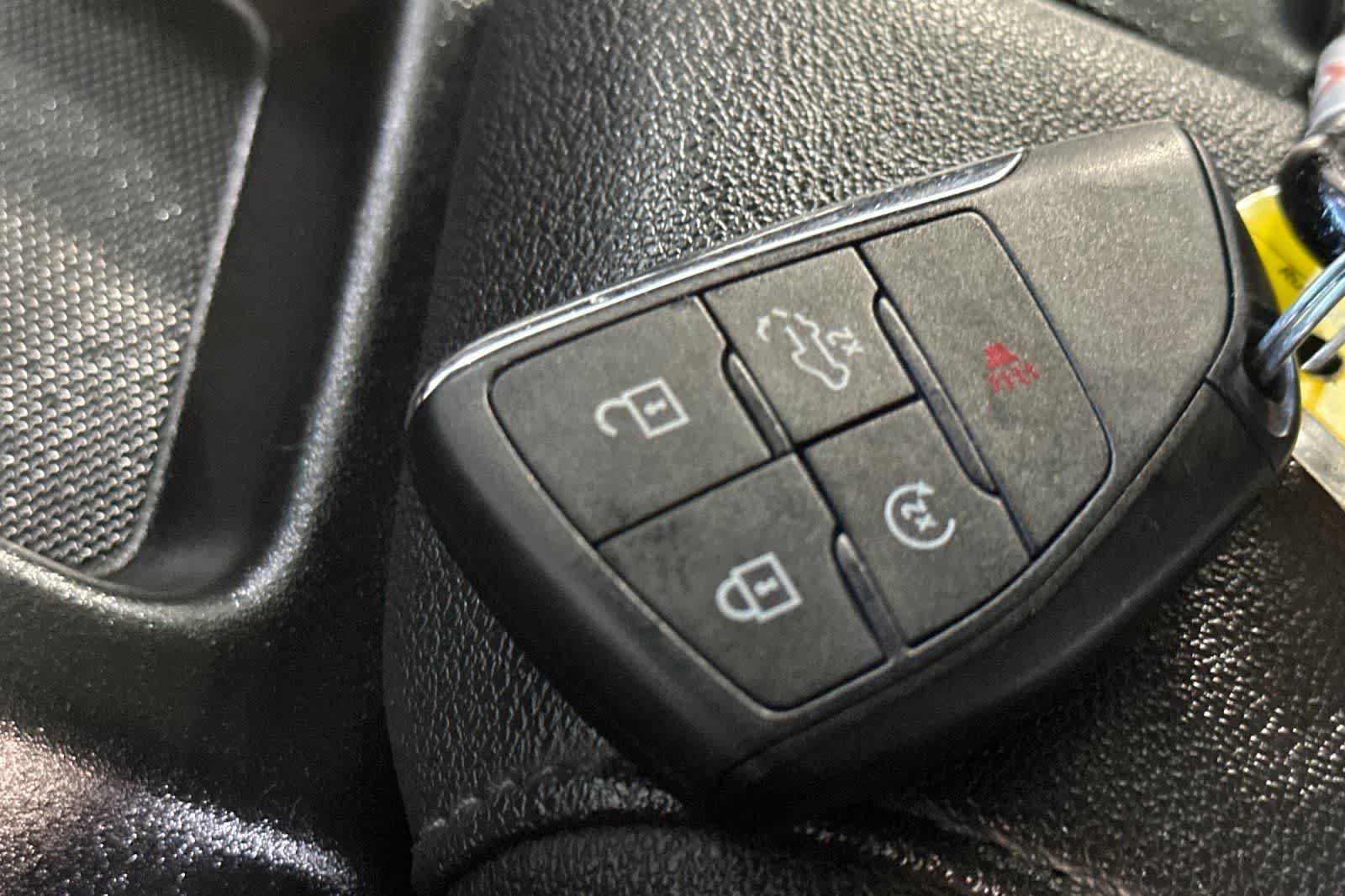 Used 2024 Chevrolet Silverado 1500 LT RWD image 25