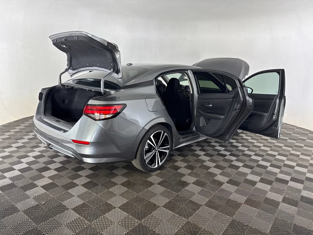 Used 2022 Nissan Sentra SR FWD image 15