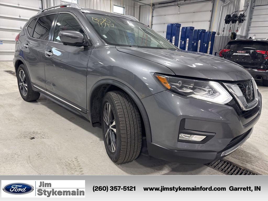 Used 2017 Nissan Rogue SL w/ SL Premium Package image 10