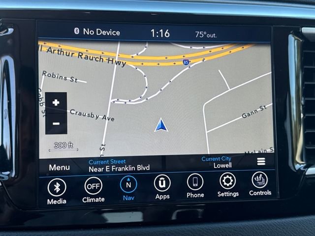 Used 2020 Chrysler Pacifica Touring-L Plus w/ Tire & Wheel Group image 19