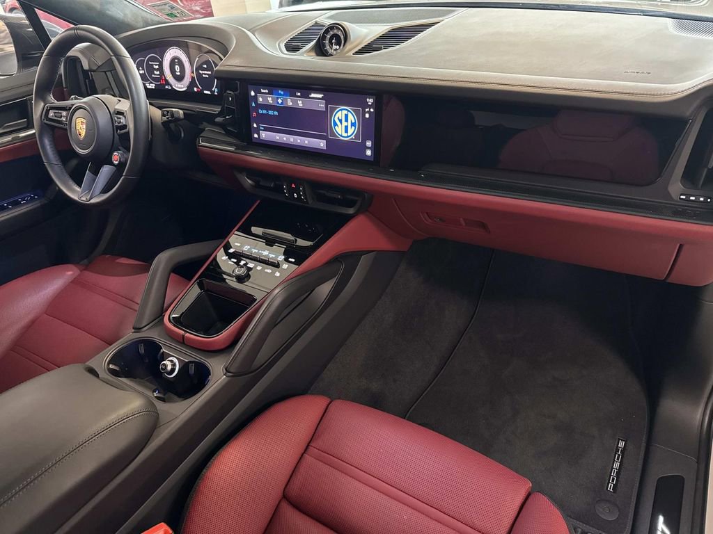 Used 2024 Porsche Cayenne Turbo GT image 12