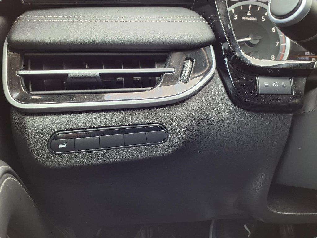 Used 2025 INFINITI QX60 Pure FWD image 16
