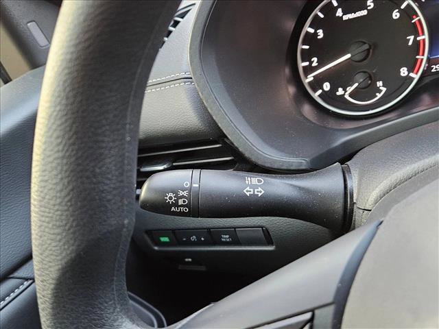 Used 2025 Nissan Sentra SV FWD image 20