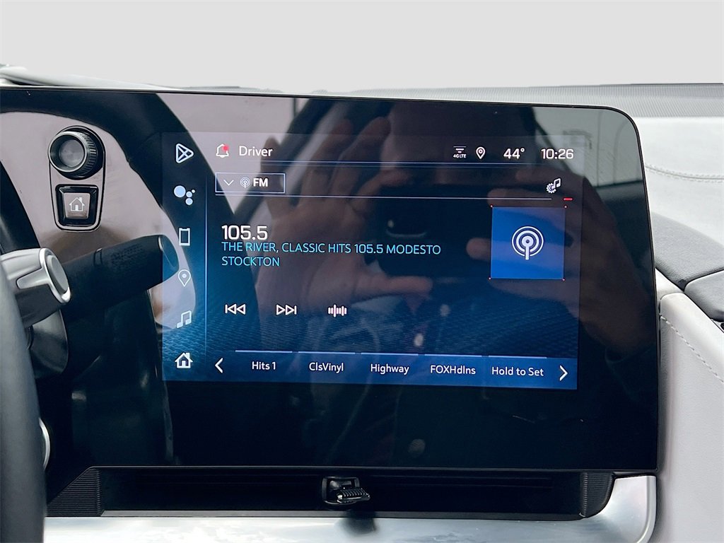 Used 2025 Chevrolet Corvette Stingray Premium Conv w/ Z51 Performance Package image 15