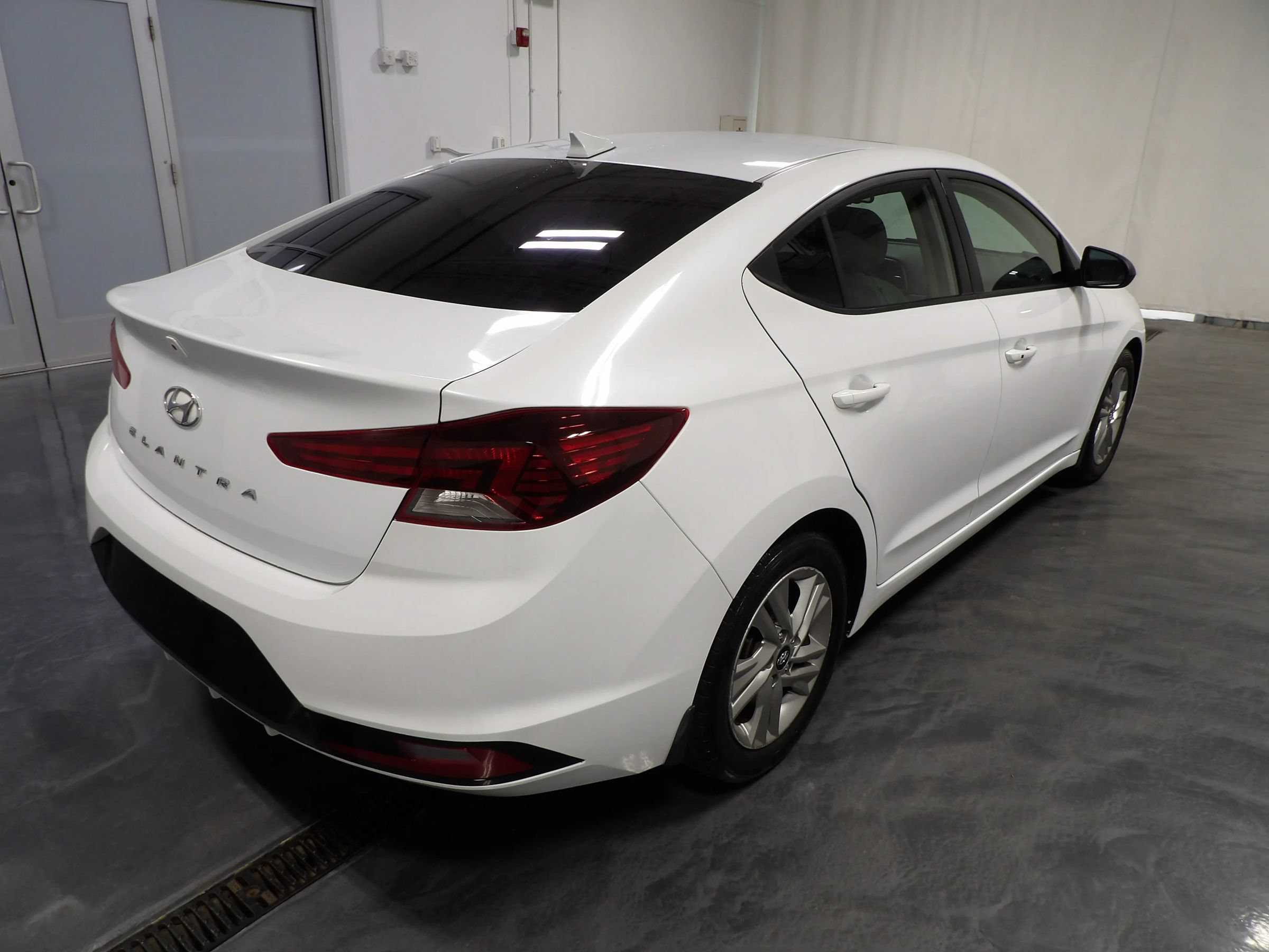 Used 2020 Hyundai Elantra Value Edition w/ Cargo Package (C1) FWD image 4
