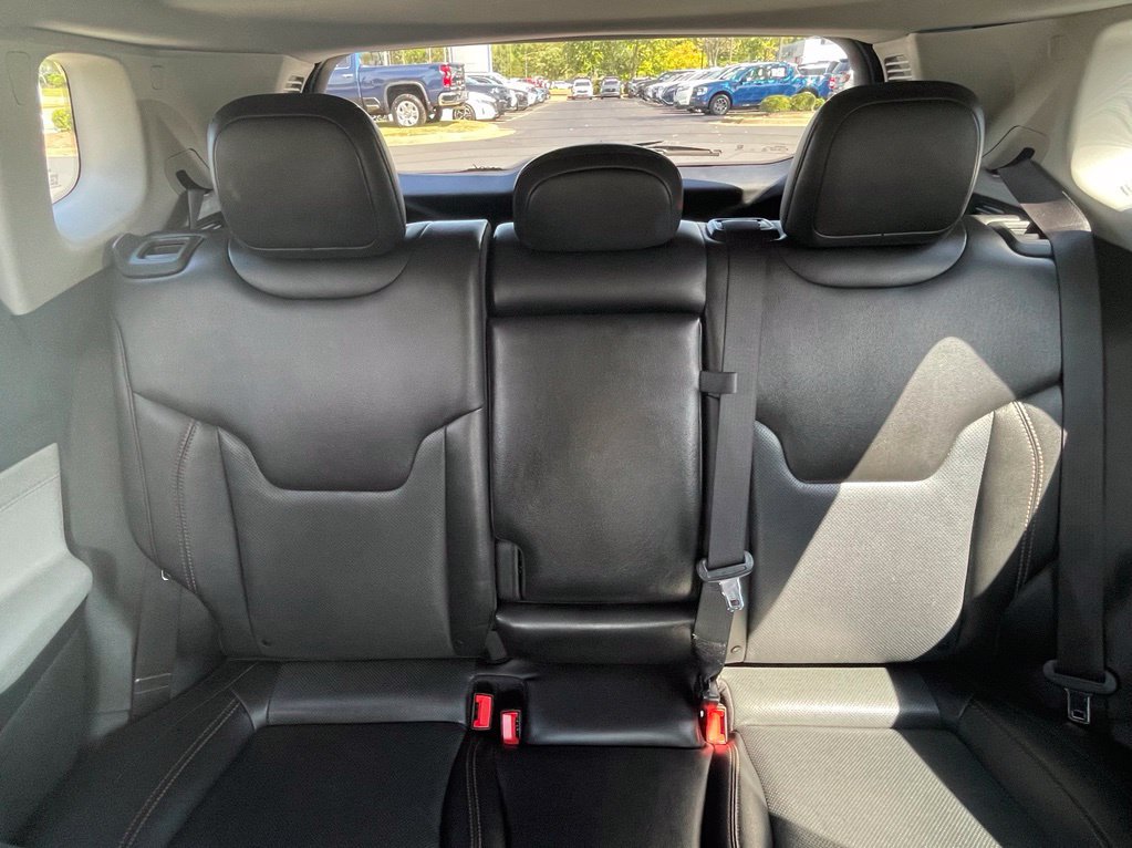 Used 2022 Jeep Compass Limited w/ Sun and Sound Group AWD/4WD image 35