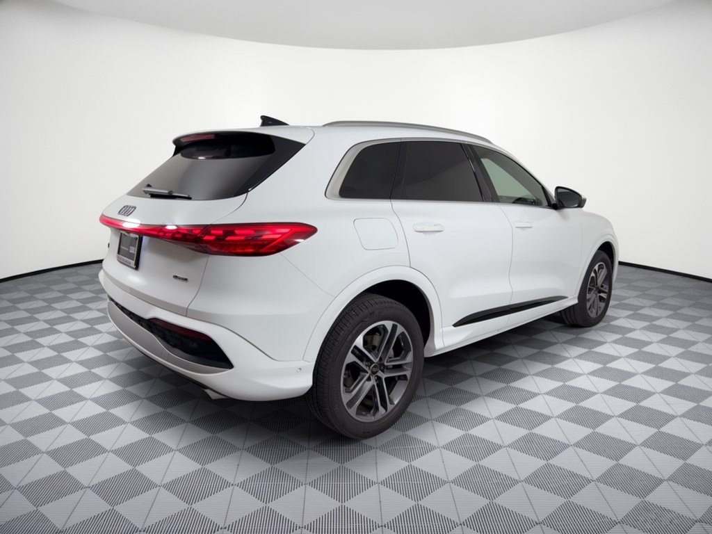 Certified 2025 Audi Q5 Premium w/ Convenience Package AWD/4WD image 9