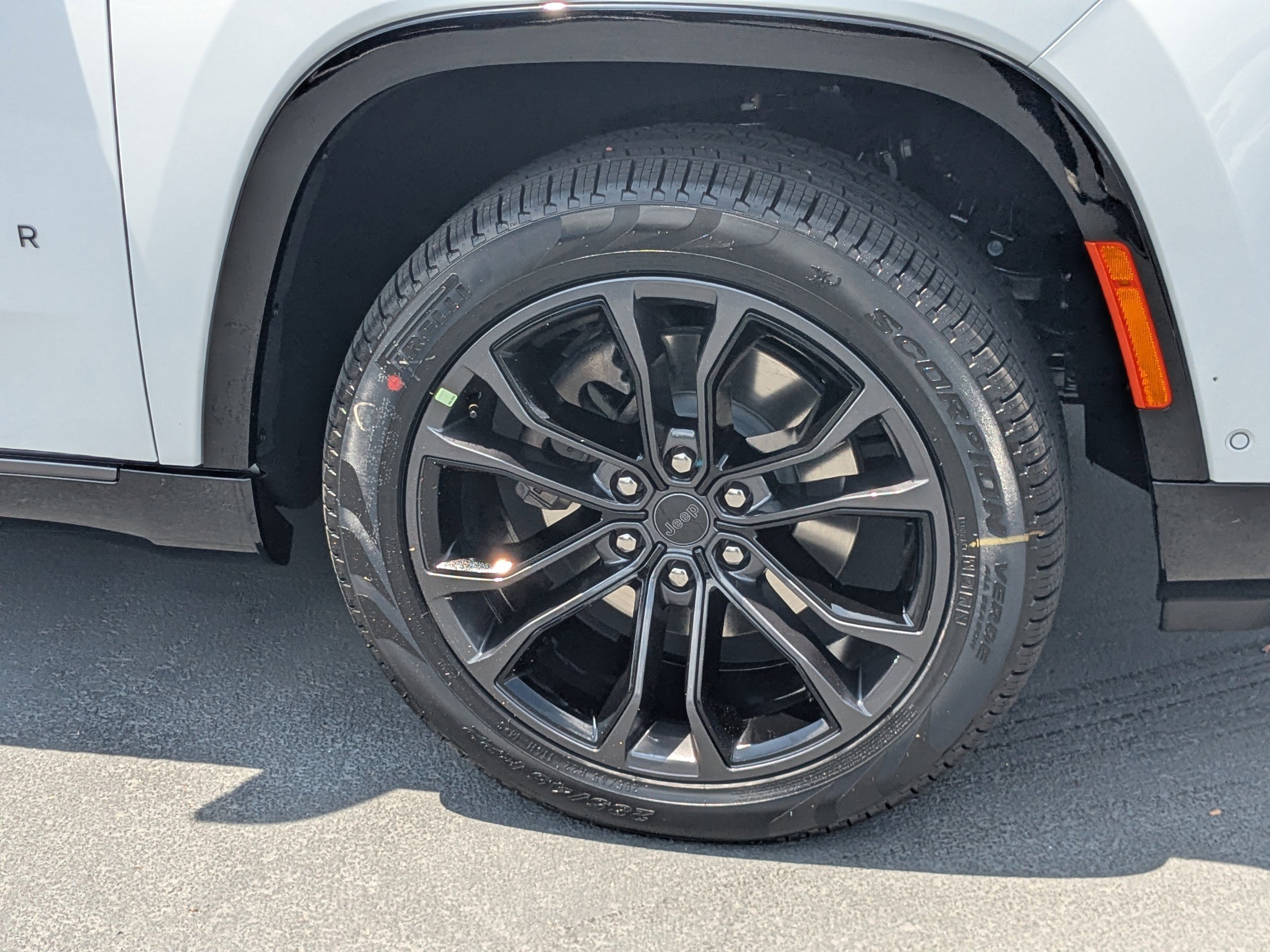 New 2026 Jeep Grand Wagoneer Summit AWD/4WD image 10