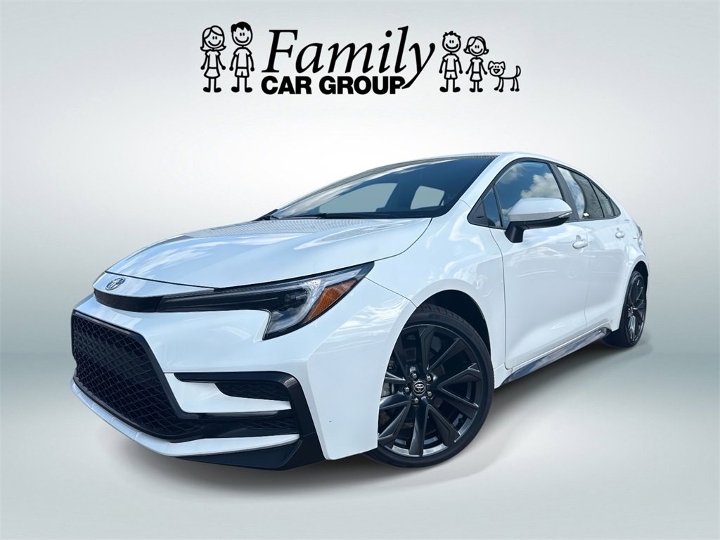 Used 2025 Toyota Corolla SE image 1