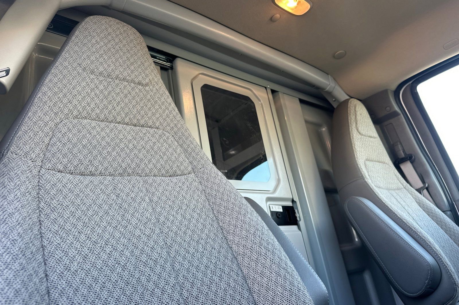 New 2025 Chevrolet Express 3500 w/ Power Convenience Package RWD image 18