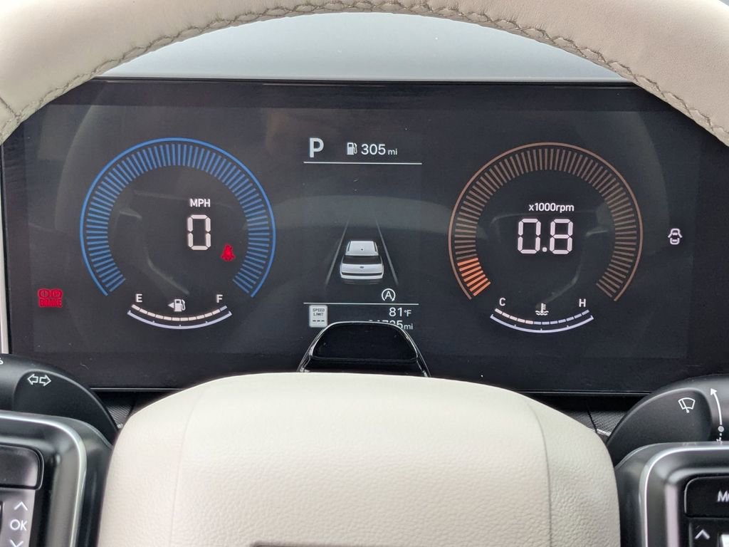 Used 2025 Hyundai Santa Fe SEL FWD image 17