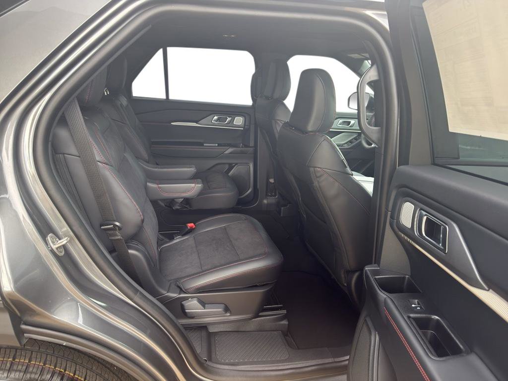 New 2026 Ford Explorer ST w/ Sun And Sound Package image 8