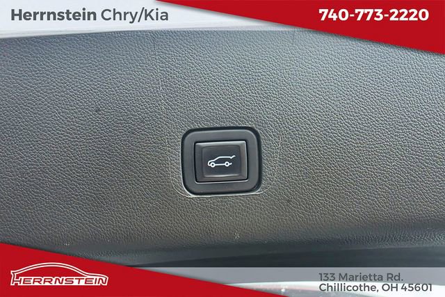 Used 2024 Chevrolet Traverse High Country image 34