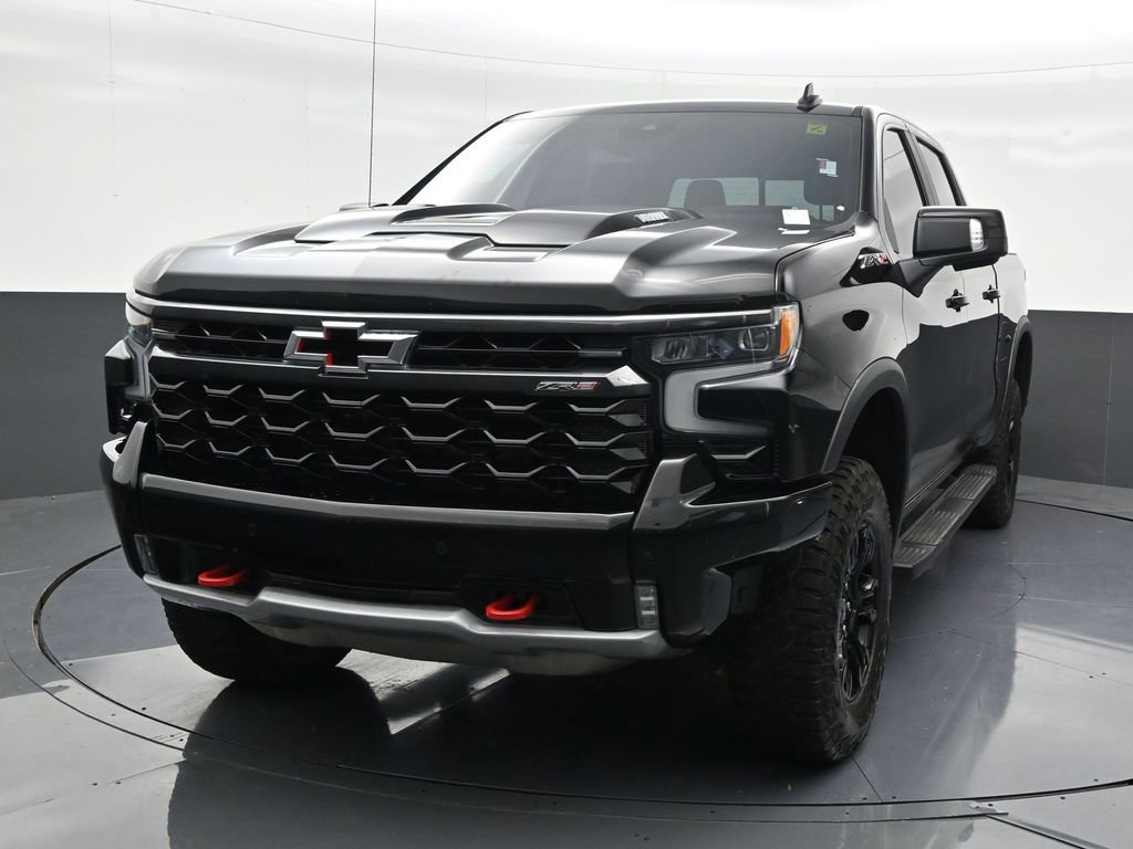 Used 2025 Chevrolet Silverado 1500 ZR2 w/ Technology Package AWD/4WD image 9