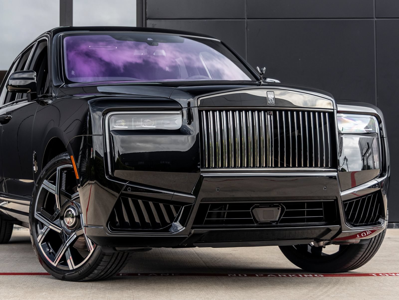 New 2027 Rolls-Royce Cullinan Black Badge AWD/4WD image 8