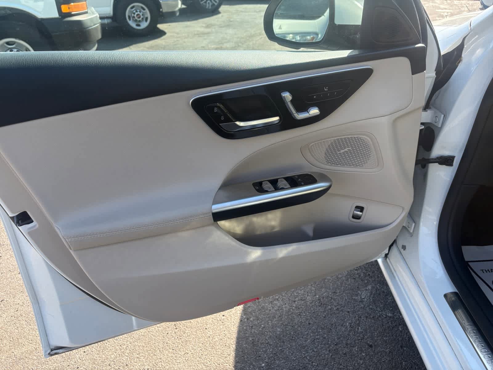 Used 2025 Mercedes-Benz C 300 4MATIC Sedan image 9