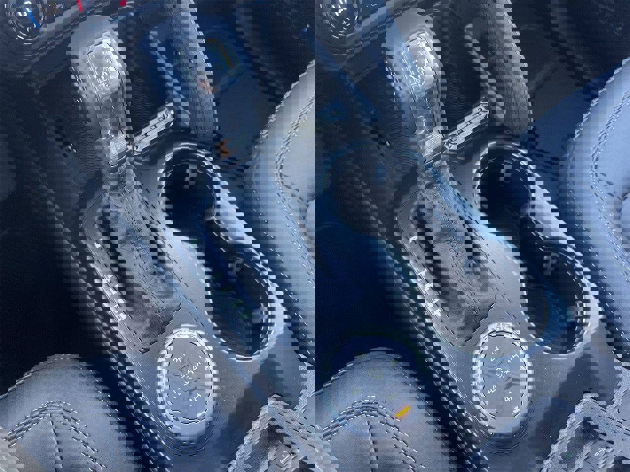 New 2025 Ford Bronco Big Bend w/ Black Diamond Package AWD/4WD image 8