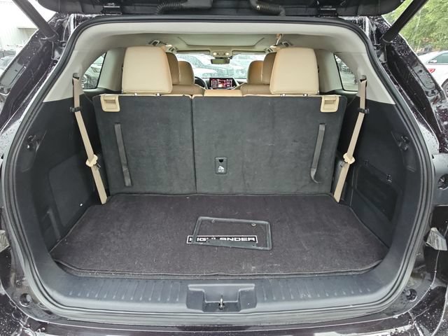 Used 2021 Toyota Highlander Platinum FWD image 13