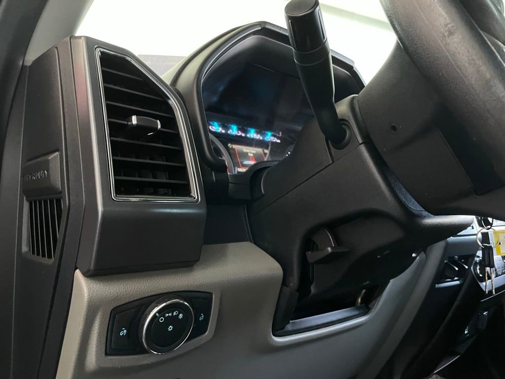 Used 2021 Ford F350 XLT image 36