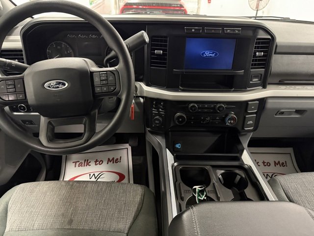 Used 2024 Ford F250 XLT w/ FX4 Off-Road Package image 18