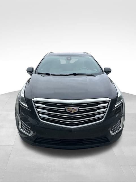 Used 2017 Cadillac XT5 Luxury w/ Driver Awareness Package image 2