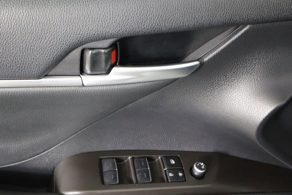 Used 2024 Toyota Camry XSE FWD image 22