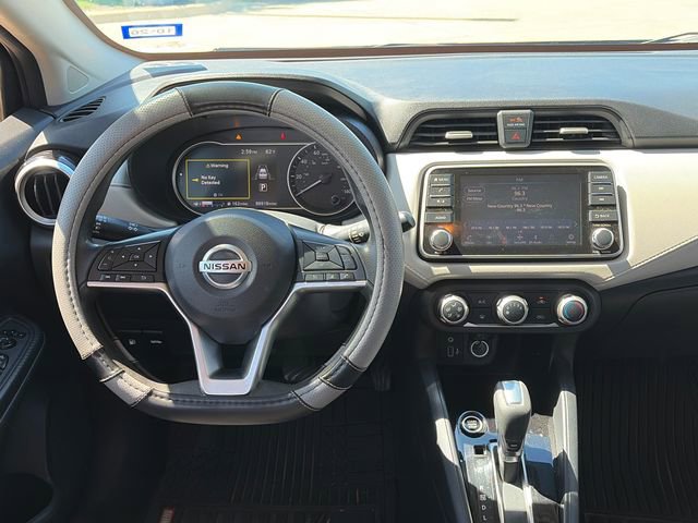 Used 2021 Nissan Versa SV image 13