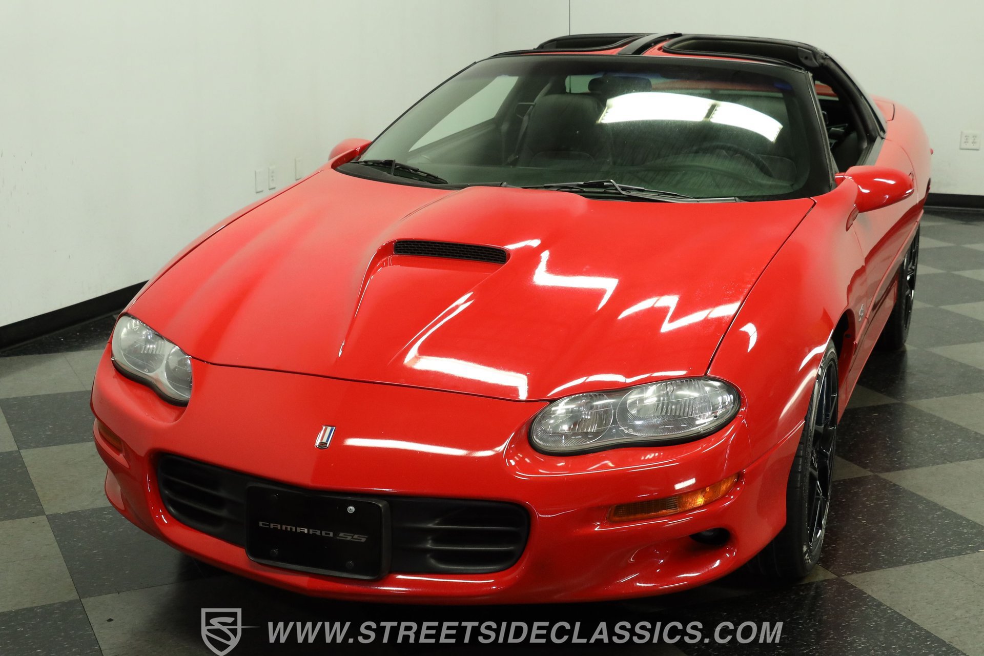 Used 2002 Chevrolet Camaro Z28 w/ SS Performance/Appearance Pkg RWD image 17