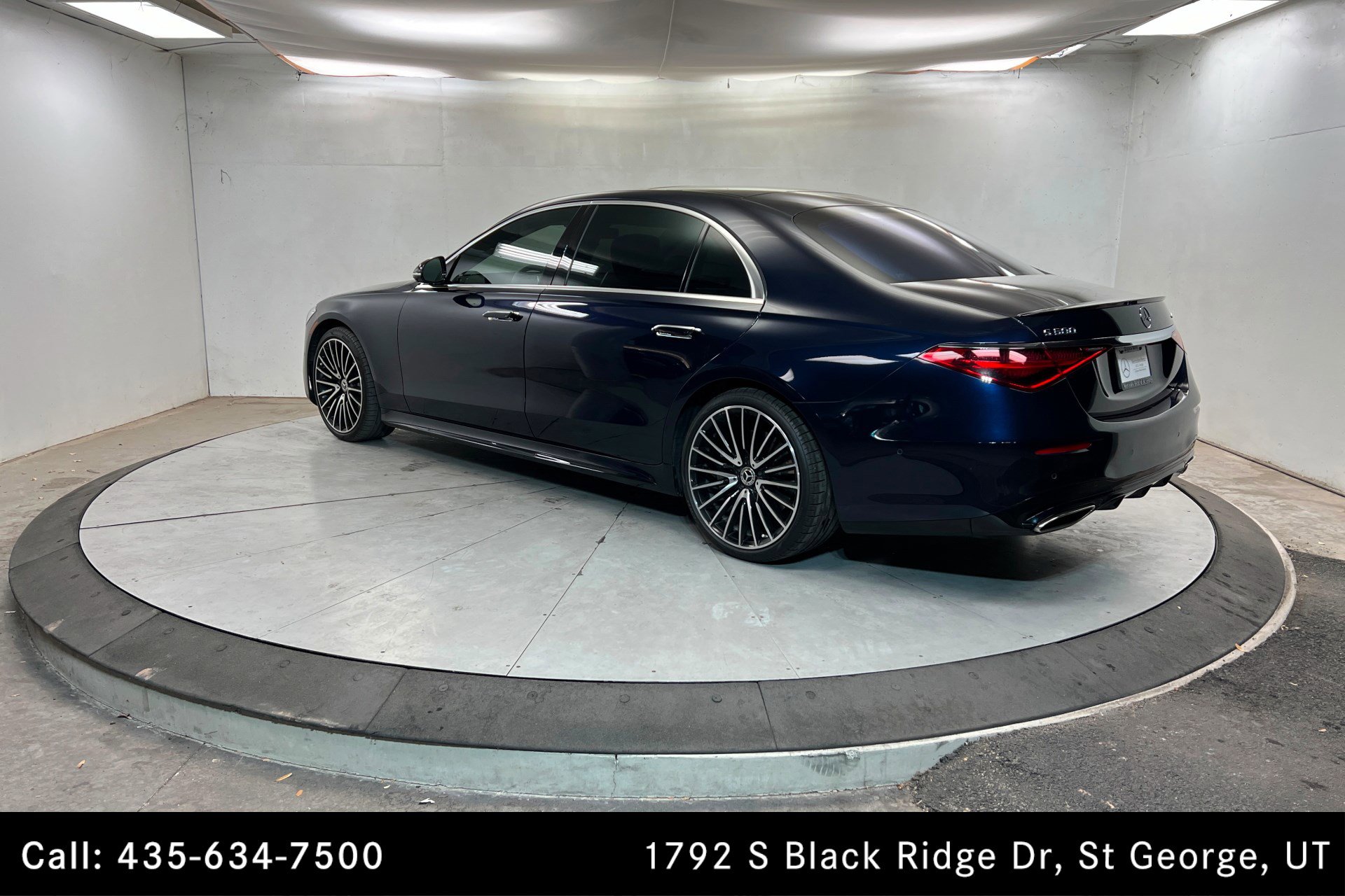 Certified 2022 Mercedes-Benz S 500 4MATIC image 3