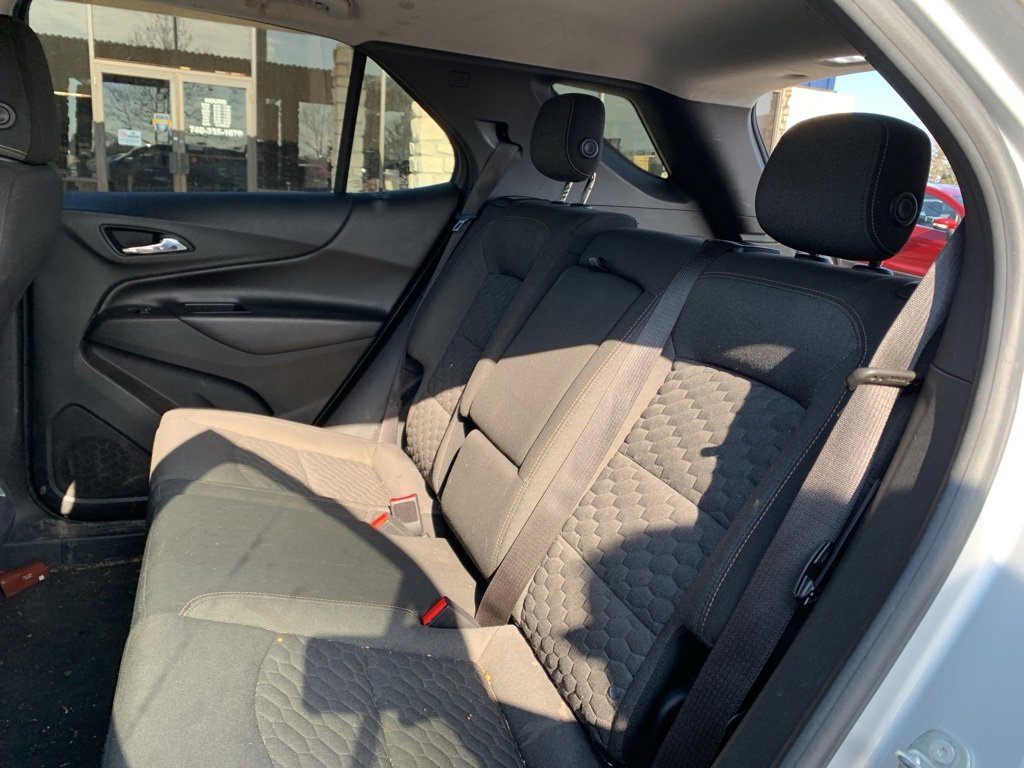 Used 2018 Chevrolet Equinox LT image 16