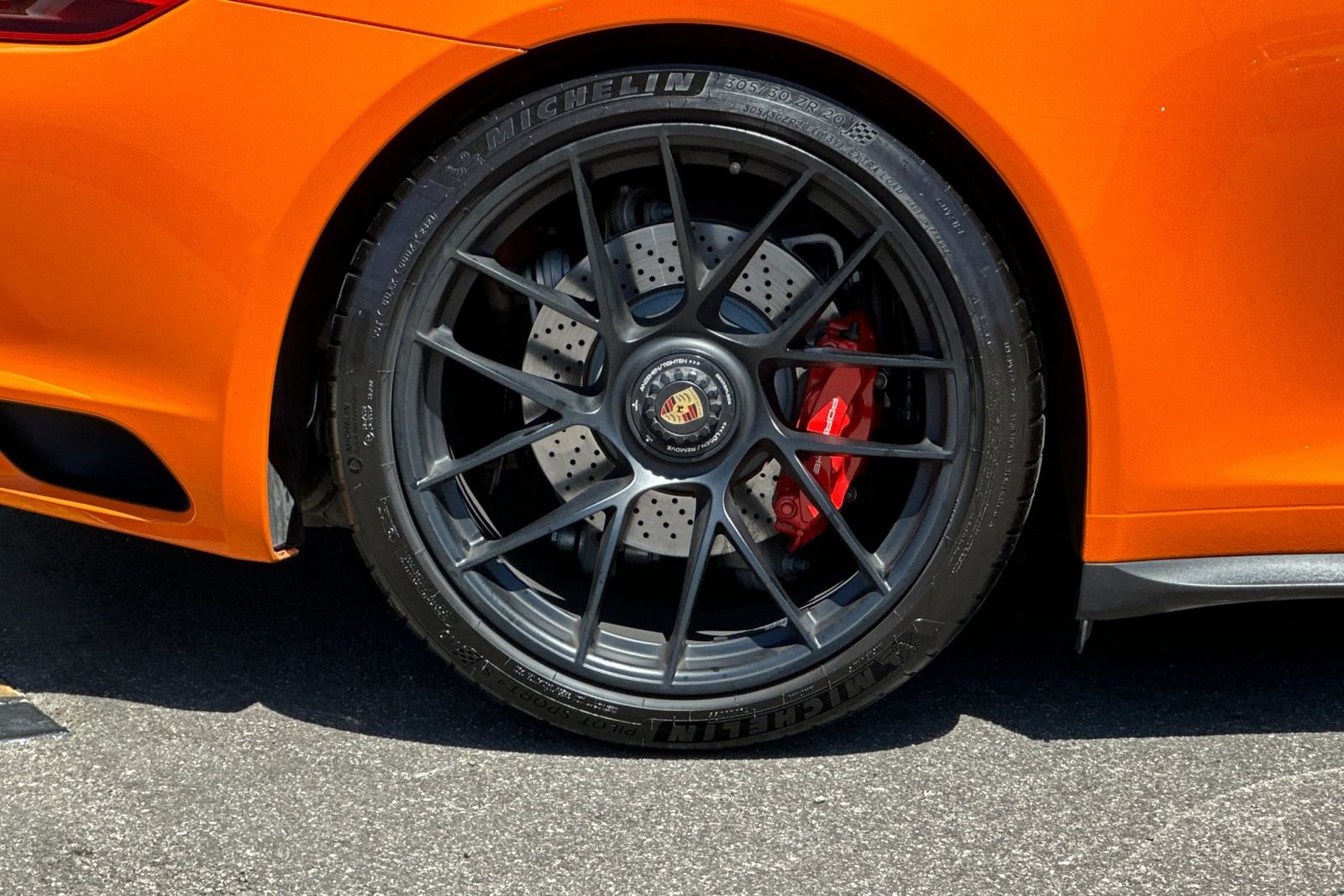 Used 2018 Porsche 911 Targa 4 GTS image 43